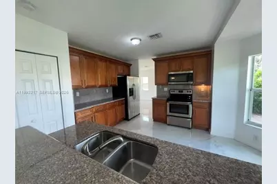 1720 NE 35 Avenue, Homestead, FL 33033 - Photo 4