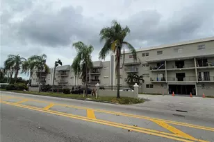 5100 SW 41st St, Pembroke Park, FL 33023 - Photo 10