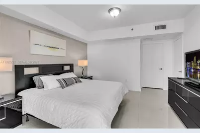 495 Brickell Ave #3708, Miami, FL 33131 - Photo 10