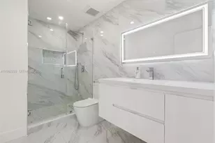 1350 NW 123rd Ave, Pembroke Pines, FL 33026 - Photo 10