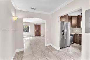 2537 SW 15th St, Miami, FL 33145 - Photo 16