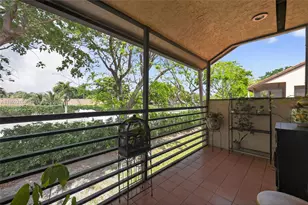 4 Via De Casas Sur, Boynton Beach, FL 33426 - Photo 2