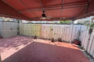 16948 SW 137th Passage, Miami, FL 33177 - Photo 14