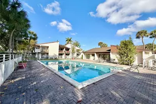 10060 NW 41st St, Doral, FL 33178 - Photo 6