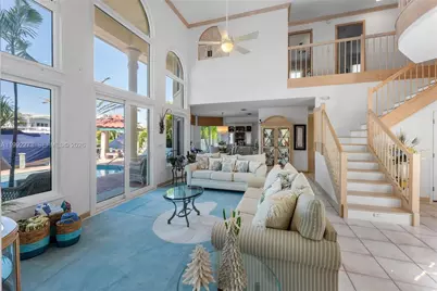 431 12th St, Key Colony, FL 33051 - Photo 10