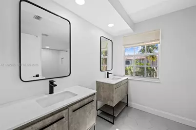 10997 Long Boat Dr, Cooper City, FL 33026 - Photo 12