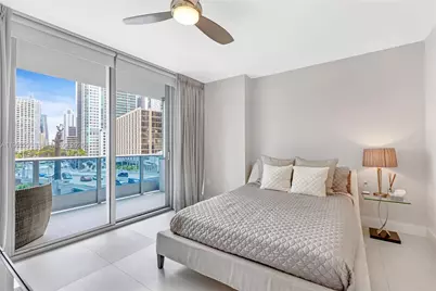 200 Biscayne Boulevard Way #504, Miami, FL 33131 - Photo 14