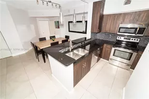 17100 N Bay Rd, Sunny Isles Beach, FL 33160 - Photo 6