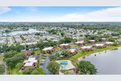 1170 SW 118th Ter, Davie, FL 33325 - Photo 44