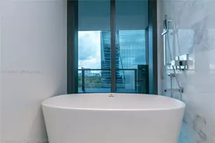 1451 Brickell Ave, Miami, FL 33131 - Photo 22