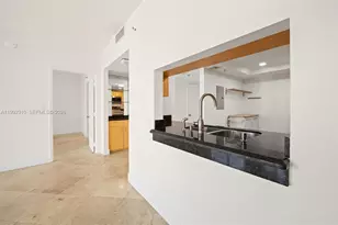 520 Brickell Key Dr, Miami, FL 33131 - Photo 10