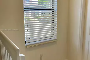 8952 W 35th Ln, Hialeah, FL 33018 - Photo 26