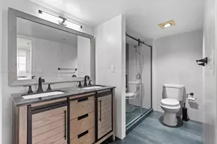 210 174th St, Sunny Isles Beach, FL 33160 - Photo 12