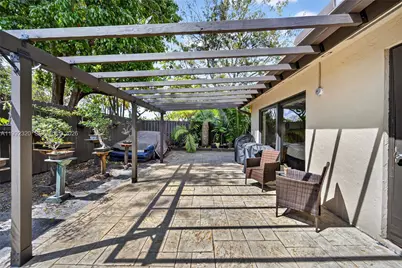 10861 SW 132nd Cir Ct, Miami, FL 33186 - Photo 36