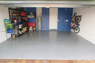 11317 SW 15th St, Pembroke Pines, FL 33025 - Photo 16