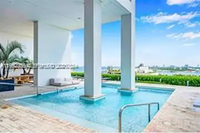 1040 Biscayne Blvd #2605, Miami, FL 33132 - Photo 10