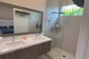 10355 NW 66th St, Doral, FL 33178 - Photo 32