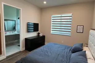 10355 NW 66th St, Doral, FL 33178 - Photo 22