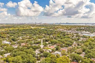 320 NE 88th St, El Portal, FL 33138 - Photo 82