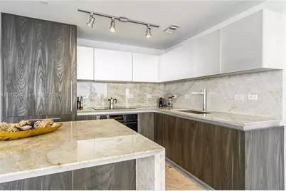 3131 NE 7th Ave #1901, Miami, FL 33137 - Photo 8