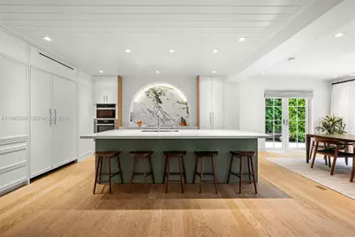 850 E Dilido Dr, Miami Beach, FL 33139 - Photo 8