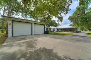 1270 Riverbend Dr, Labelle, FL 33935 - Photo 30