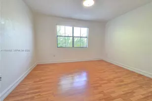 15650 SW 105th Ln, Miami, FL 33196 - Photo 10