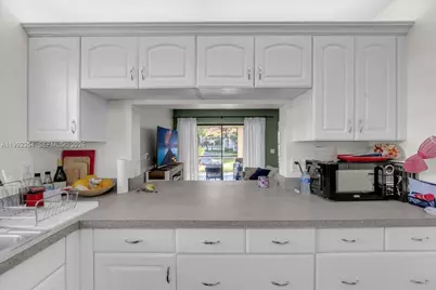 101 Lincoln Ct #101, Deerfield Beach, FL 33442 - Photo 30