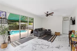 337 SW 188th Terrace, Pembroke Pines, FL 33029 - Photo 14