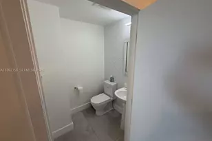 3330 NE 190th St, Aventura, FL 33180 - Photo 16