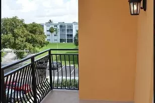 555 E Dania Beach Blvd, Dania Beach, FL 33004 - Photo 4