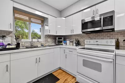 412 S Luna Ct #11, Hollywood, FL 33021 - Photo 14