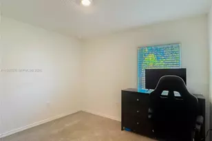 3034 Rim Dr, Spring Hill, FL 34609 - Photo 10