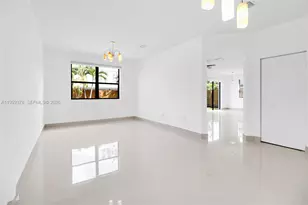 15267 SW 173rd Ln, Miami, FL 33187 - Photo 12