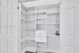 413 Tamarind Dr, Hallandale Beach, FL 33009 - Photo 52