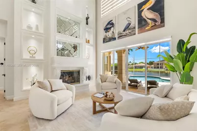 9886 Via Bernini, Lake Worth, FL 33467 - Photo 2