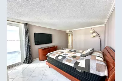 1904 S Ocean Dr #701, Hallandale Beach, FL 33009 - Photo 30