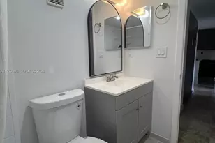 1811 Sabal Palm Dr, Davie, FL 33324 - Photo 18