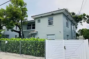 535 NE 68th St, Miami, FL 33138 - Photo 14