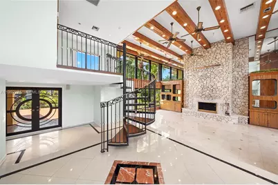 448 Poinciana Dr, Hallandale Beach, FL 33009 - Photo 18