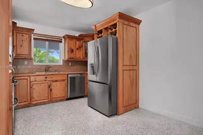 30 Bentley Dr, Miami Springs, FL 33166 - Photo 24
