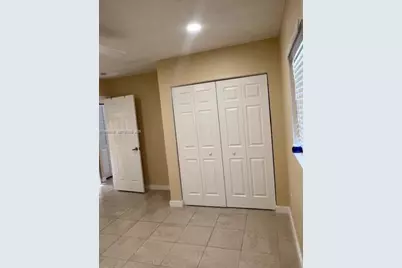 2820 SW 65th Ave, Miramar, FL 33023 - Photo 8