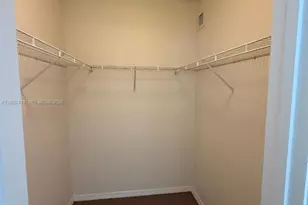 200 SW 117th Terrace, Pembroke Pines, FL 33025 - Photo 20