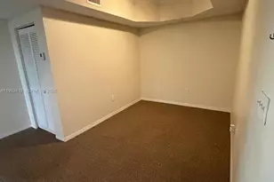 200 SW 117th Terrace, Pembroke Pines, FL 33025 - Photo 4