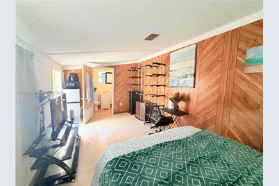 19631 NE 12th Ct #EFF, Miami, FL 33179 - Photo 6