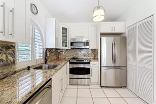 9008 Collins Ave, Surfside, FL 33154 - Photo 2