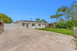 875 E 8th St, Hialeah, FL 33010 - Photo 30