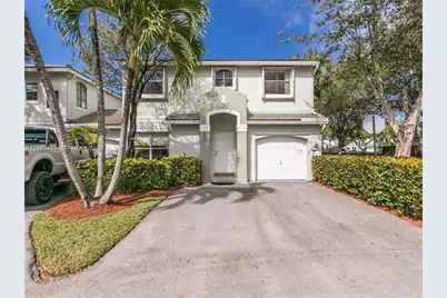4731 Grapevine Way, Davie, FL 33331 - Photo 4