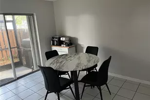 4731 Grapevine Wy, Davie, FL 33331 - Photo 10