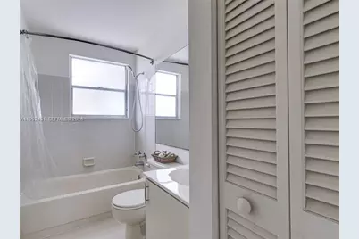 4731 Grapevine Way, Davie, FL 33331 - Photo 16